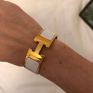 HERMÈS Clic Clac H bracelet!! 😍😍